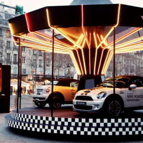 MINI : un tour de manège à bord de la nouvelle Roadster à Paris ! MINI : un tour de manège à bord de la nouvelle Roadster à Paris !