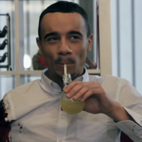 Orangina x Studio Bagel : 4 nouvelles publicités parodiques hilarantes ! Orangina x Studio Bagel : 4 nouvelles publicités parodiques hilarantes !