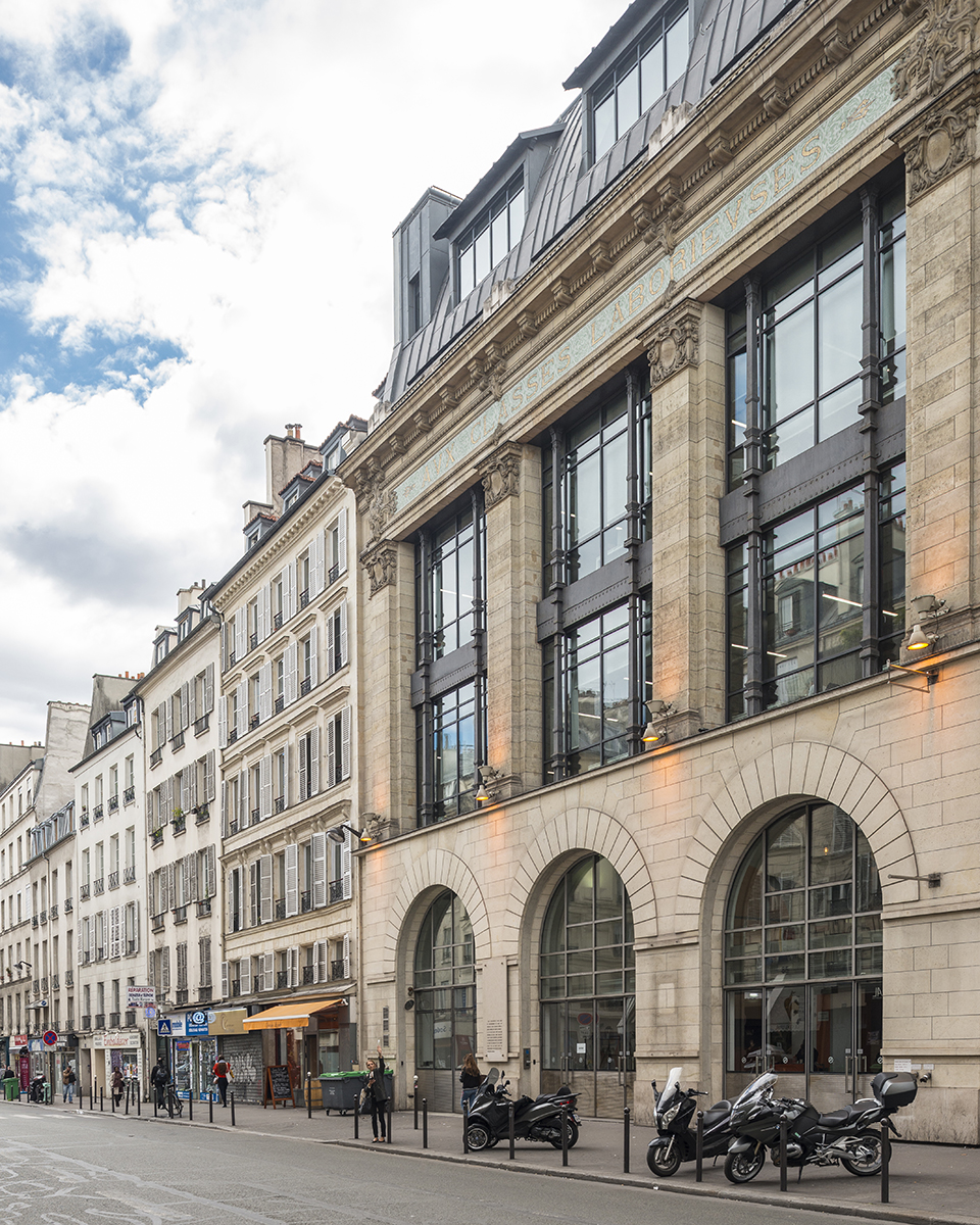 rue-du-faubourg-saint-martin-paris-75010-aux-classes-laborieuses-le-bon-coin-paris-bureaux-office-colliers-international