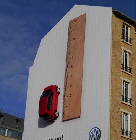 Publicité / Marketing : les meilleures créations françaises de la semaine ! llllitl-volkswagen-france-agence-v-jcdecaux-paris-up