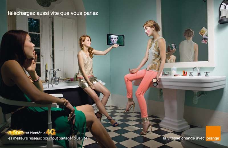 llllitl-orange-publicité-fibre-connexion-4G-rapidité-téléchargement-télécharger-télécom-publicis-conseil-juin-2012-2