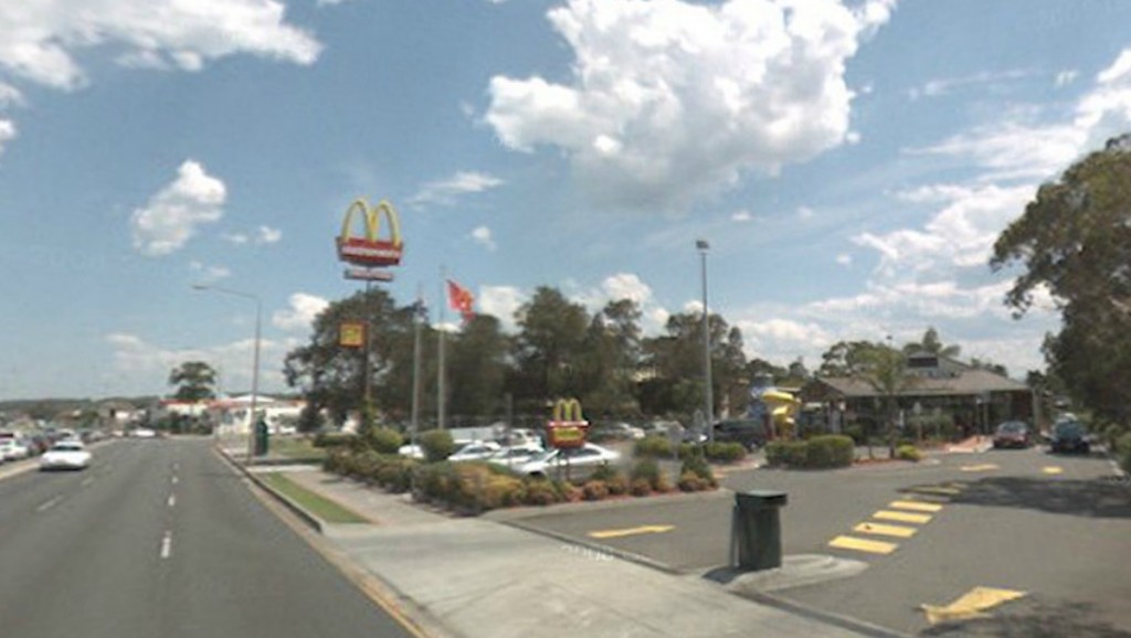 llllitl-mcdonalds-maccas-australie-australia-warilla-fast-food-revolution-innovation-restaurant-burgers-sidney-glenn-dwarte-katia-dwarte-franchise-3