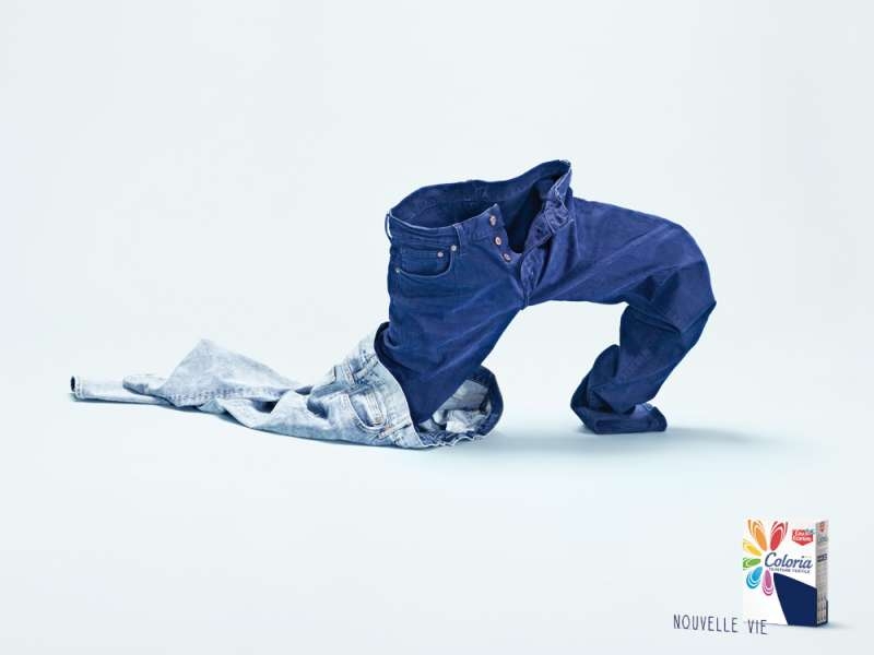 llllitl-eau-ecarlate-coloria-publicité-print-couleurs-vêtements-tshirt-jean-denim-teinture-colors-clothes-minimaliste-agence-hérézie