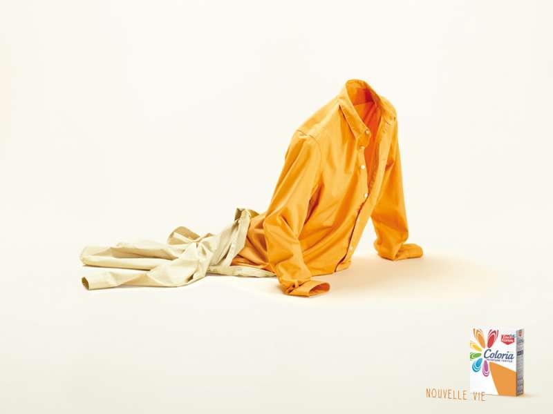 llllitl-eau-ecarlate-coloria-publicité-print-couleurs-vêtements-tshirt-jean-denim-teinture-colors-clothes-minimaliste-agence-hérézie