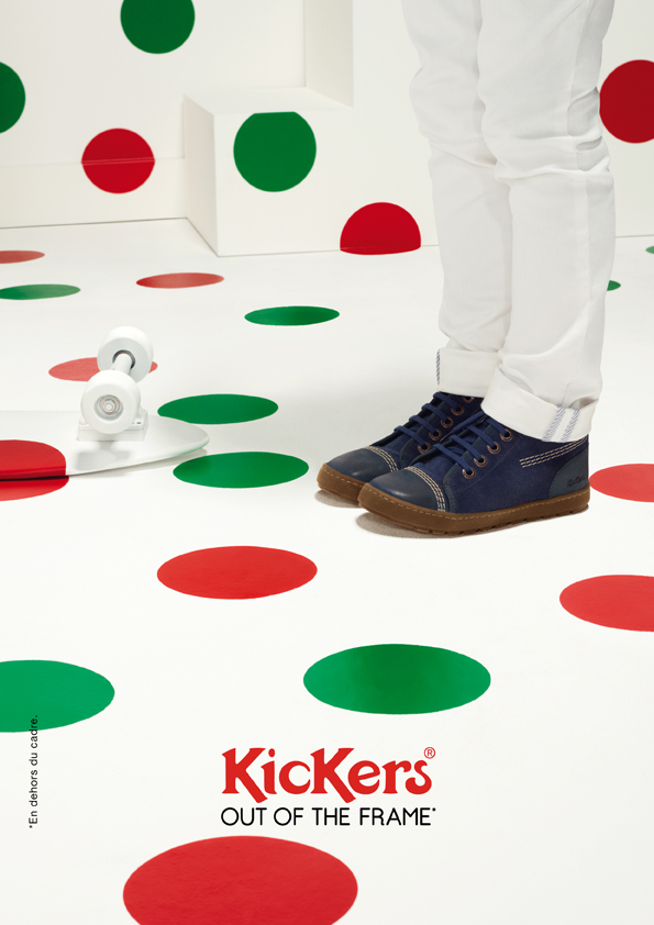 kickers-publicité-marketing-affiches-prints-rouge-vert-chaussures-homme-femme-enfant-out-of-the-frame-agence-la-chose-paris-2