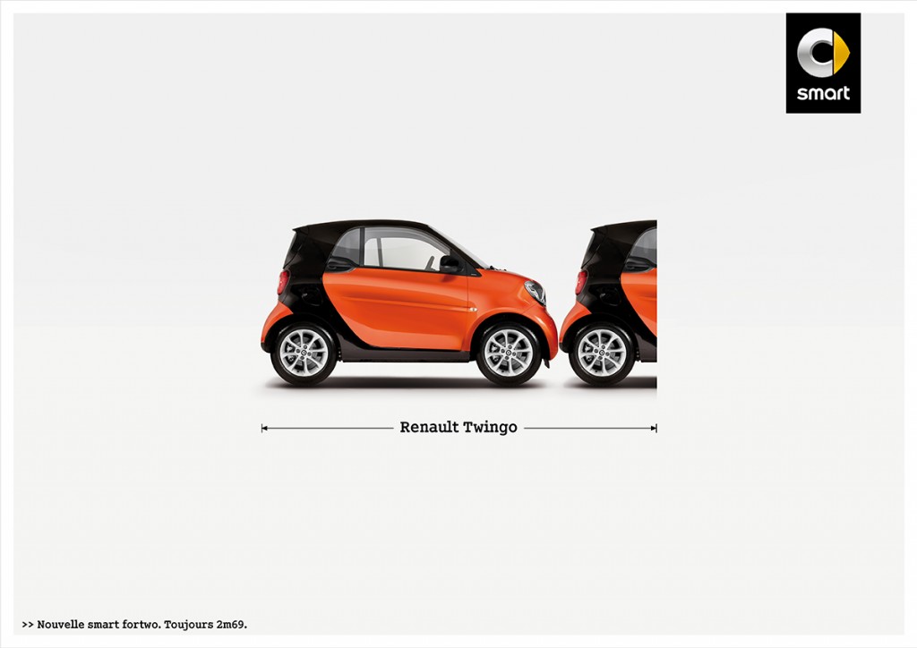 smart-fortwo-publicité-marketing-affiche-print-petite-voiture-publicité-comparative-taille-2m69-renault-volkswagen-toyota-fiat-agence-clm-bbdo-2