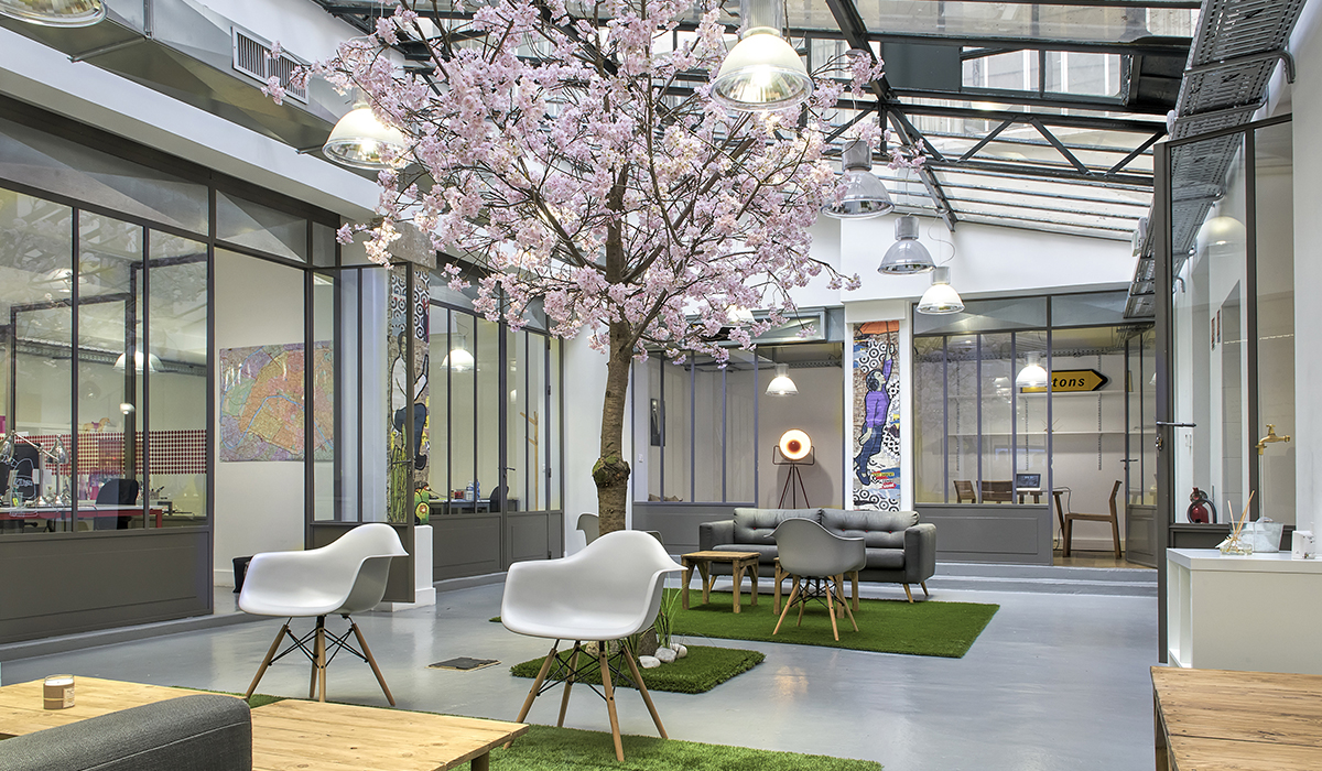 bureaux-agence-publicite-evenementiel-digital-les-pietons-jay-walker-paris-1