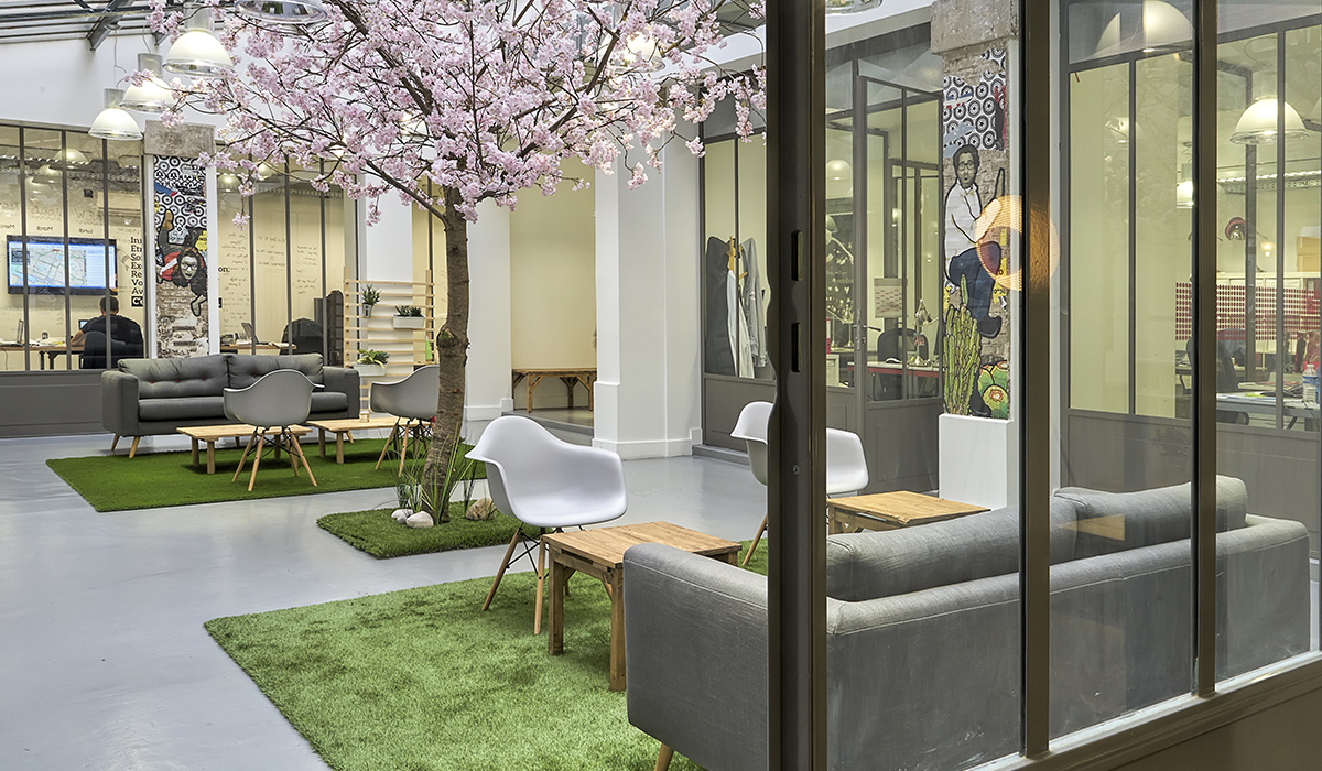 bureaux-agence-publicite-evenementiel-digital-les-pietons-jay-walker-paris-15
