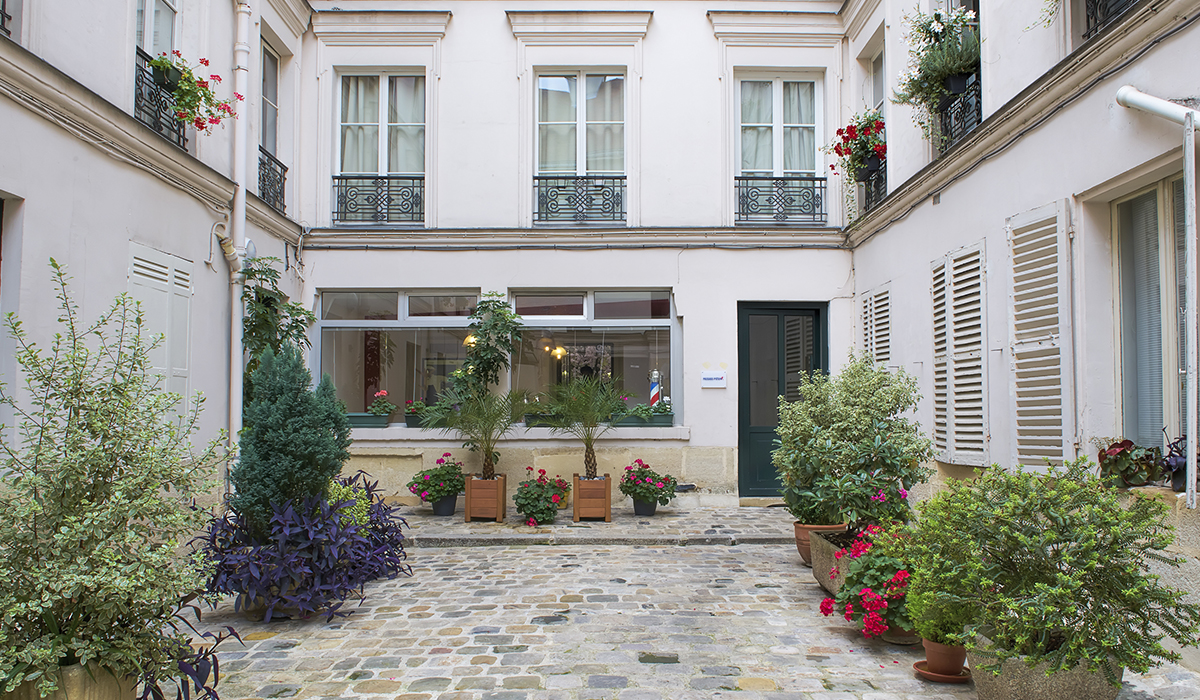 bureaux-agence-publicite-evenementiel-digital-les-pietons-jay-walker-paris-9