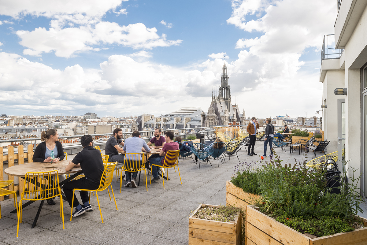 le-bon-coin-paris-bureaux-terrasse-rooftop-saint-martin-office-design-architecture-colliers-international-1