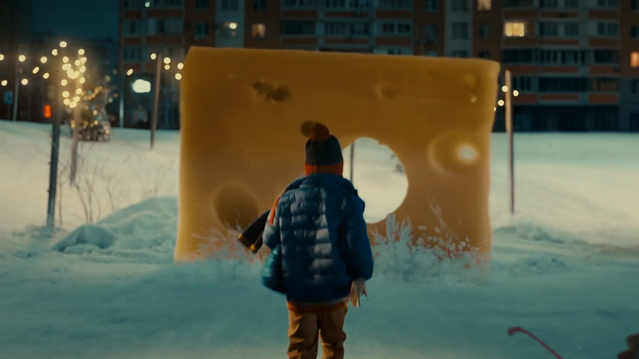 ikea-ad-commercial-christmas-new-year-2020-waste-throw-away-instinct-bbdo-russia-2