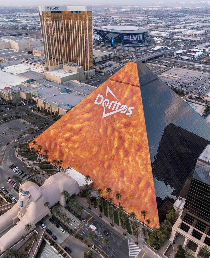 doritos-luxor-hotel-resort-las-vegas-super-bowl-2024-pyramid-triangle-wrap-up-ad-billboard-creative