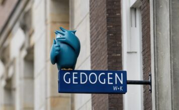 Street Art Frankey Gedogen Wieden & Kennedy