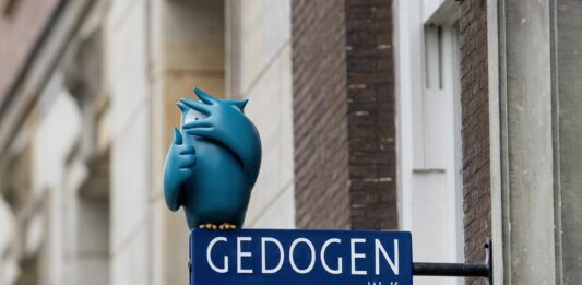 Interview – Susan Hoffman: “Wieden+Kennedy Will Never Be For Sale” Street Art Frankey Gedogen Wieden & Kennedy